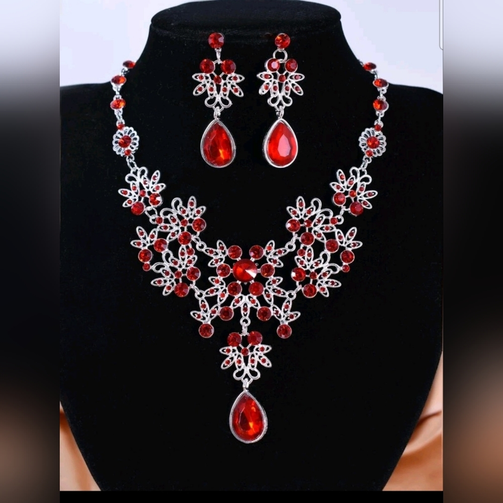 Necklace set